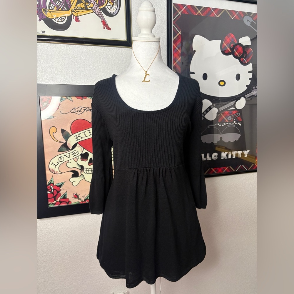 Black Babydoll Quarter Sleeve Top